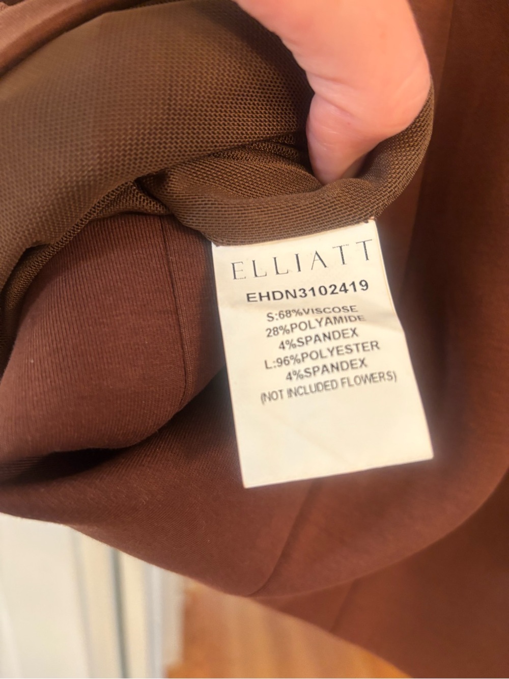 Elliatt Emma Floral Appliqué Cocktail Minidress in brown mahogany - Picture 7 of 9